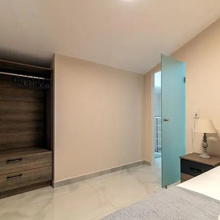 Analemma Luxury *