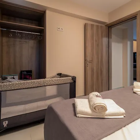 Analemma Luxury *